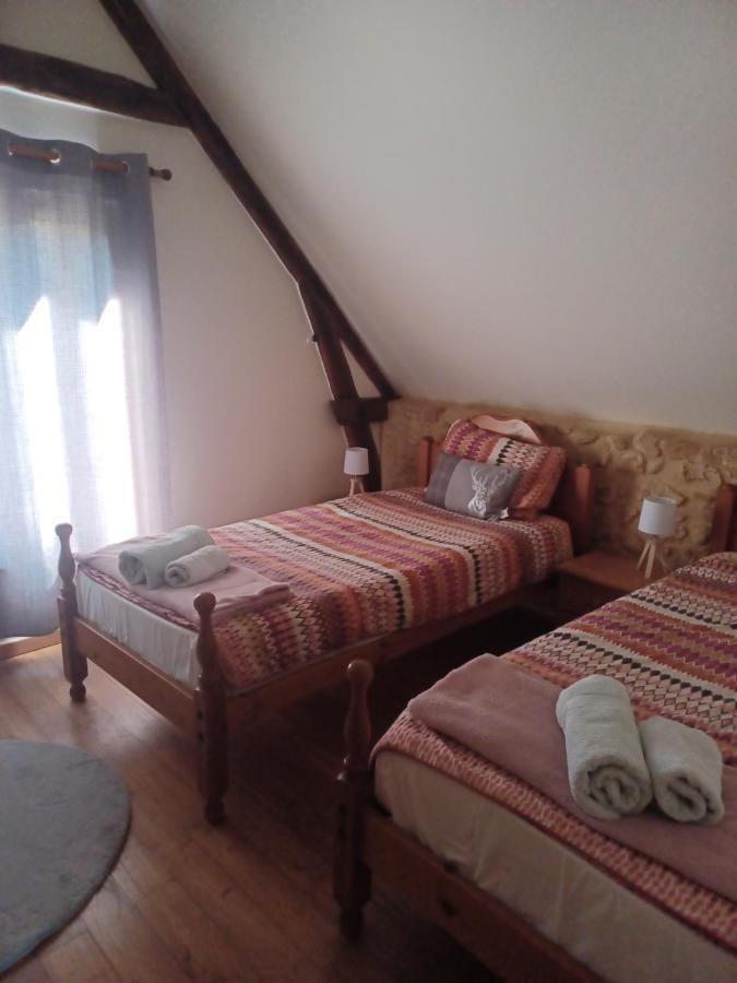 Gites Le Clos De Veyrignac Bagian luar foto